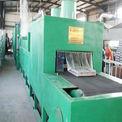 小型连续式氮气保护铝制散热器钎焊炉